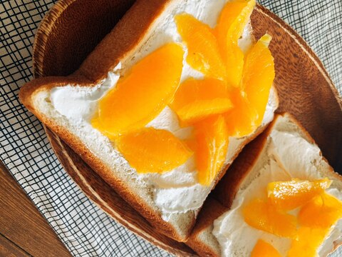 オレンジクリームパン